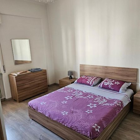 Appartamento Vicino Universita Piacenza Exteriör bild